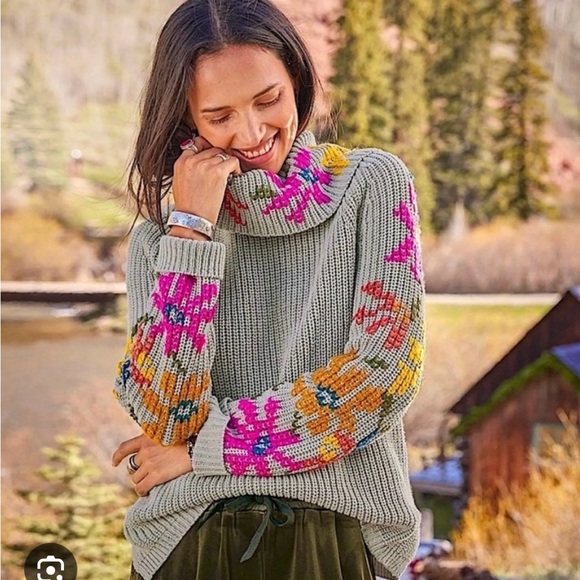 Sundance Sweaters - Sundance embroidered cowl-neck sweater Grey Medium